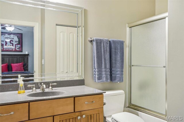 1002 Chesterfield Forest Dr, Wildwood, MO 63005 - full bathroom featuring toilet, vanity, and enclosed tub / shower combo