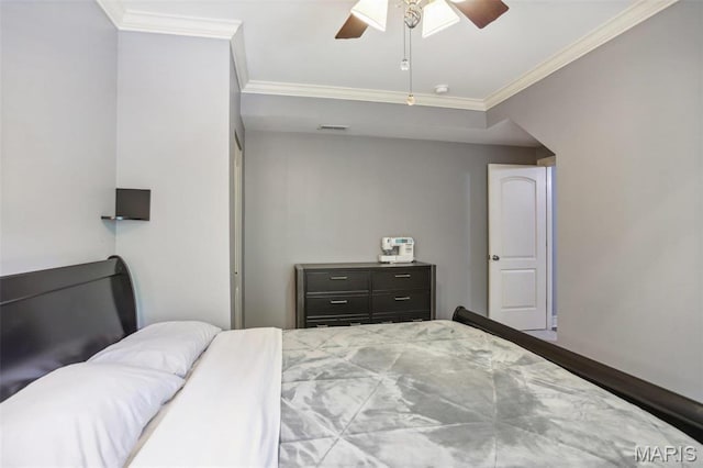 1002 Chesterfield Forest Dr, Wildwood, MO 63005 - bedroom featuring ornamental molding, a ceiling fan, and baseboards