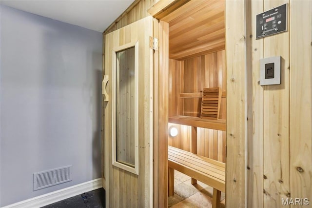 1002 Chesterfield Forest Dr, Wildwood, MO 63005 - relaxing sauna / steam room with baseboards
