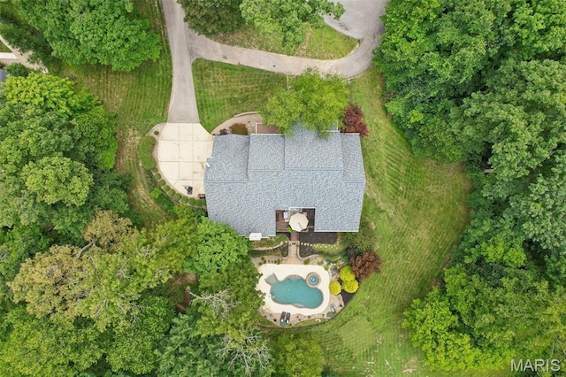 1002 Chesterfield Forest Dr, Wildwood, MO 63005 - aerial view of property and surrounding area with a pool