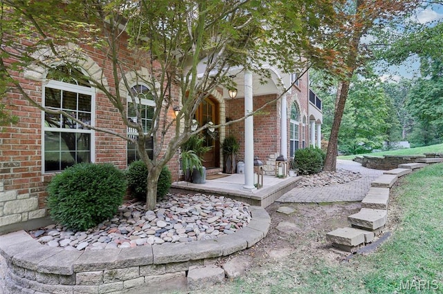 1002 Chesterfield Forest Dr, Wildwood, MO 63005 - view of side of home with brick siding