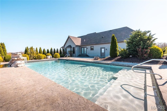 1100 Landon Rd, Bourbon, MO 65441 - swimming pool featuring a patio area