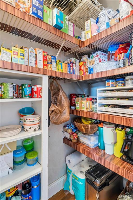 5453 Tholozan Ave, Saint Louis, MO 63109 - view of storage area
