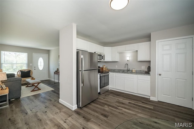 6753 Robbins Ave, Saint Louis, MO 63133 - photo 9
