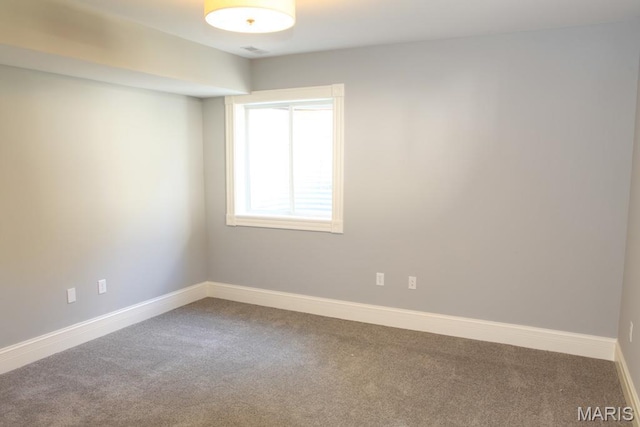 420 W Rose Hill, Saint Louis, MO 63122 - carpeted empty room with baseboards