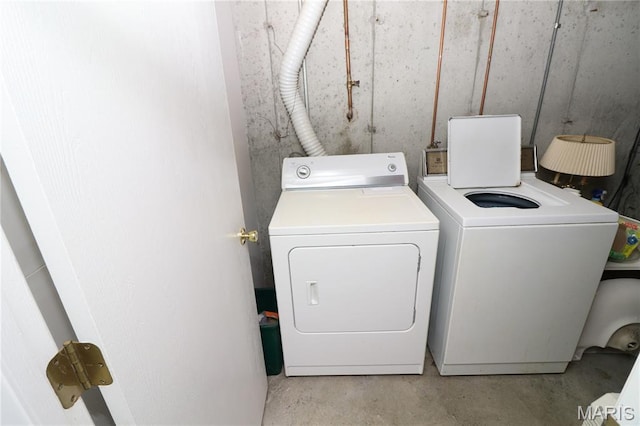 1207 Napoleon Dr, Bonne Terre, MO 63628 - washroom featuring washer and clothes dryer