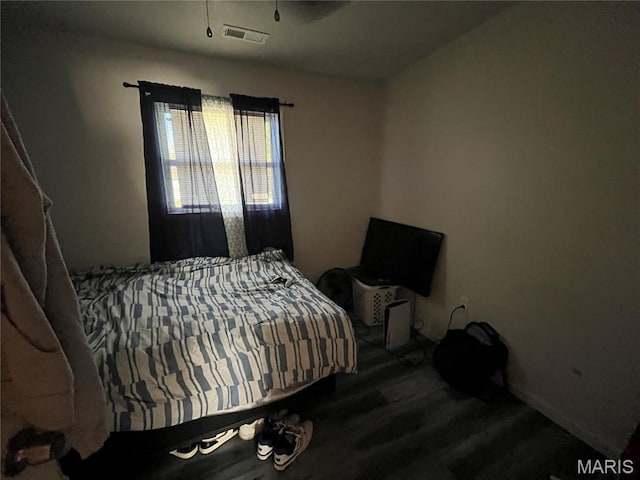 102 W Adams Dr, Cahokia, IL 62206 - bedroom with wood finished floors and baseboards