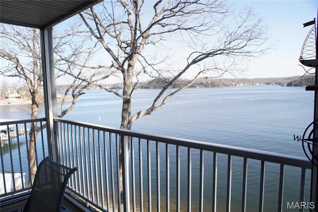 64 W Windjammer Ct Unit 2D, Lake Ozark, MO 65049 - balcony with a water view
