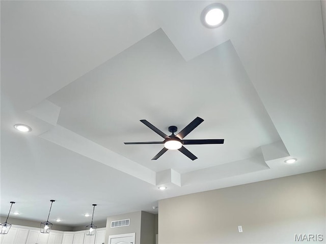 208 Pacific Ave, Union, MO 63084 - detailed view of recessed lighting and a ceiling fan