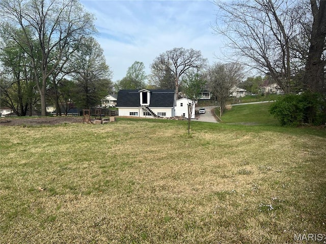 1512 36th St, Hannibal, MO 63401 - view of grassy yard