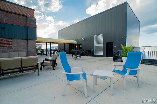 1520 Washington Ave Unit 604, Saint Louis, MO 63103 - view of patio with an outdoor hangout area