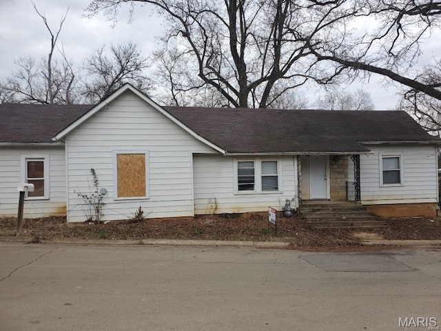 310 Field St, Park Hills, MO 63601 - ranch-style house with roof with shingles