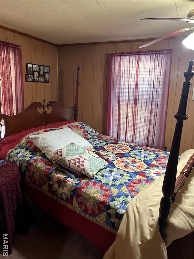 316 Bellvue St, Steele, MO 63877 - bedroom featuring a decorative wall