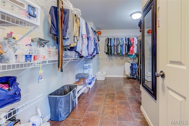 1024 Brook Mont Dr, Ofallon, MO 63366 - view of spacious closet