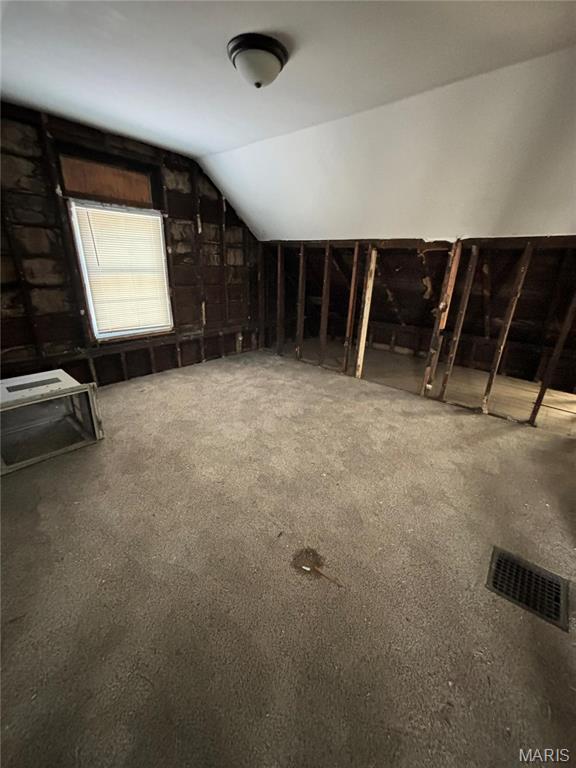5511 S 37th St, Saint Louis, MO 63116 - view of attic