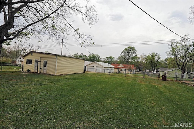 304 Reuter St, Park Hills, MO 63601 - view of yard