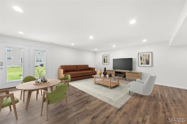 5341 Trailhead Ct, Eureka, MO 63025 - living area with wood finished floors, recessed lighting, and baseboards