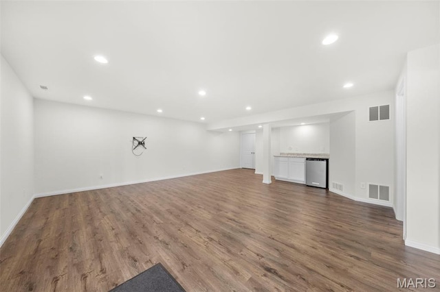 5341 Trailhead Ct, Eureka, MO 63025 - unfurnished living room with wood finished floors, recessed lighting, and baseboards