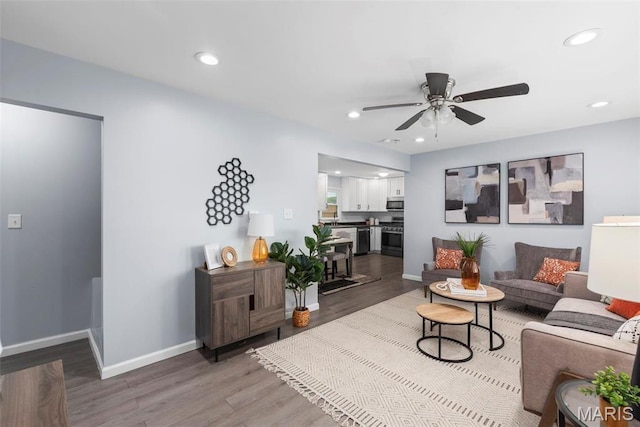 449 Hillcrest Blvd, Ballwin, MO 63021 - living room featuring wood finished floors, a ceiling fan, baseboards, and recessed lighting