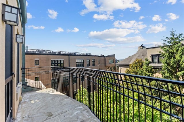 6 Brighton Way Unit 4D, Clayton, MO 63105 - view of balcony