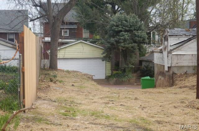 4338 Virginia Ave, Saint Louis, MO 63111 - photo 3
