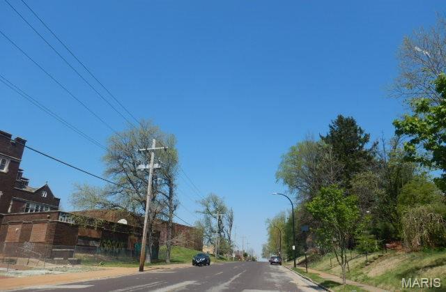 4338 Virginia Ave, Saint Louis, MO 63111 - photo 8
