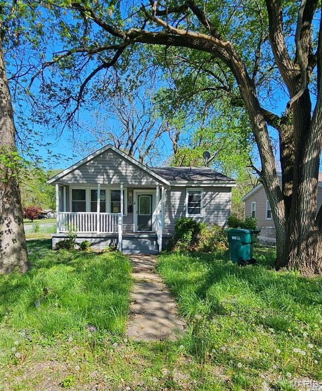 600 Plum, Cahokia, IL 62206 - view of front of property featuring a porch