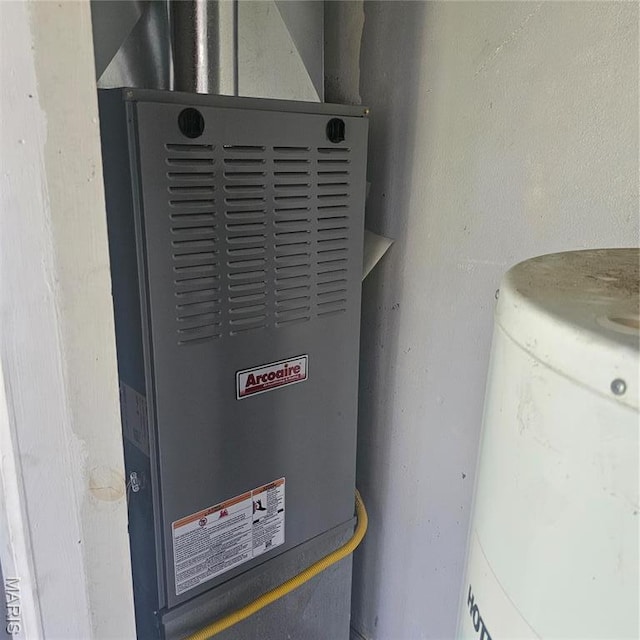 600 Plum, Cahokia, IL 62206 - detailed view of heating unit