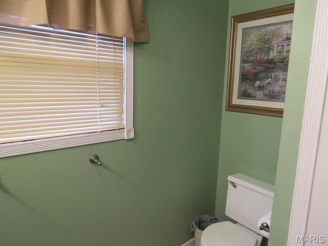 bathroom featuring toilet