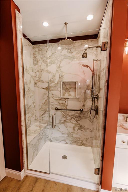 5374 Tesson Ct, Saint Louis, MO 63128 - photo 4