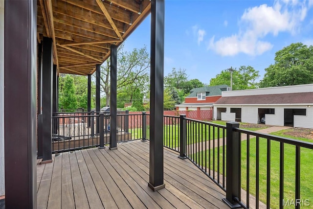 4366 W Pine Blvd Unit Cw, Saint Louis, MO 63108 - deck with an outbuilding