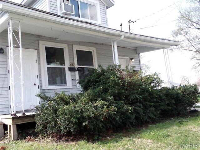 437 E 9th St, Alton, IL 62002 - photo 3