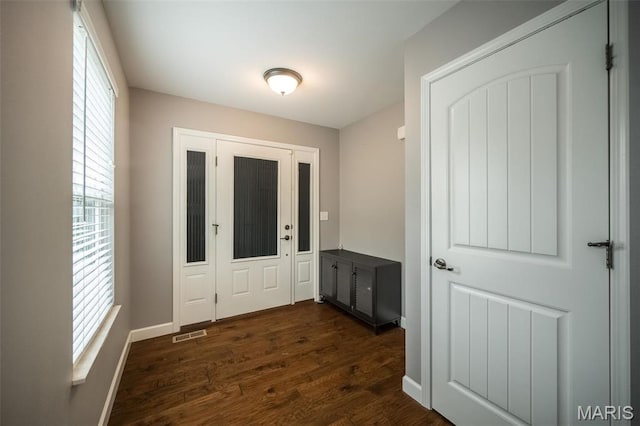 1338 Orchard Lakes Cir, Belleville, IL 62220 - entryway featuring dark wood-style flooring and baseboards