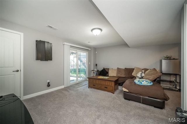 1338 Orchard Lakes Cir, Belleville, IL 62220 - living area featuring carpet and baseboards