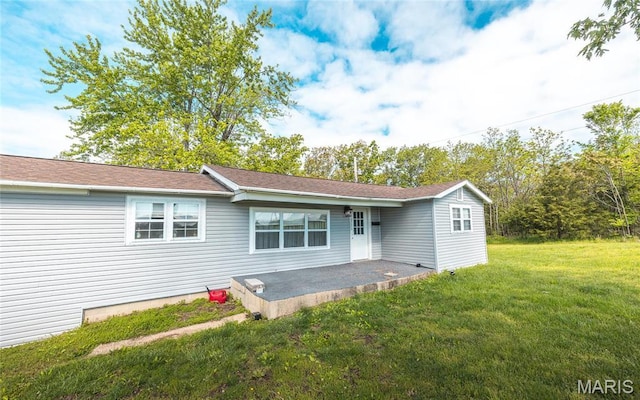 10771 Crest Rd, Dixon, MO 65459 - back of house featuring a lawn