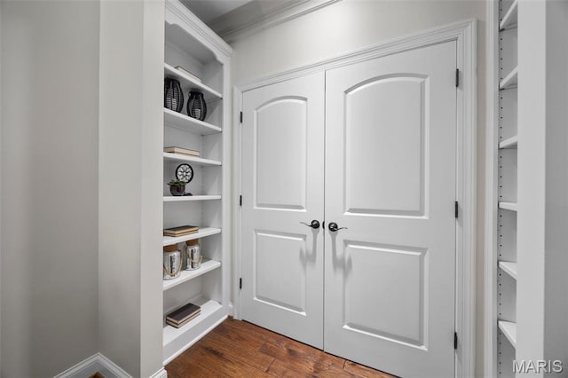 1264 Wilton Ln, Saint Louis, MO 63122 - view of closet
