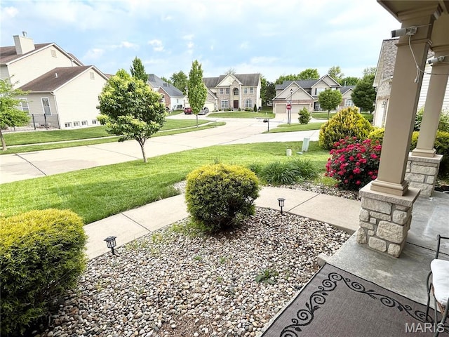 833 Harding St, Saint Peters, MO 63376 - view of green lawn featuring a residential view