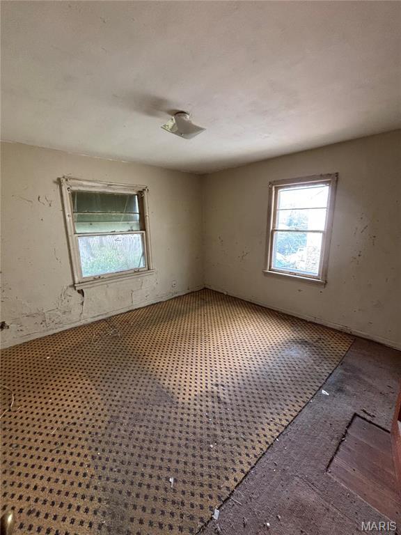 510 Ames Pl, Ferguson, MO 63135 - view of unfurnished room