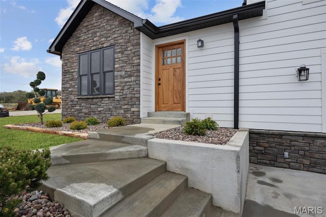10204 Riehl Farm Dr, Potosi, MO 63664 - property entrance with stone siding