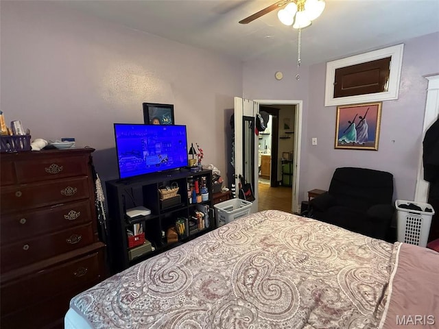 3225 N Taylor Ave, Saint Louis, MO 63115 - bedroom featuring a ceiling fan
