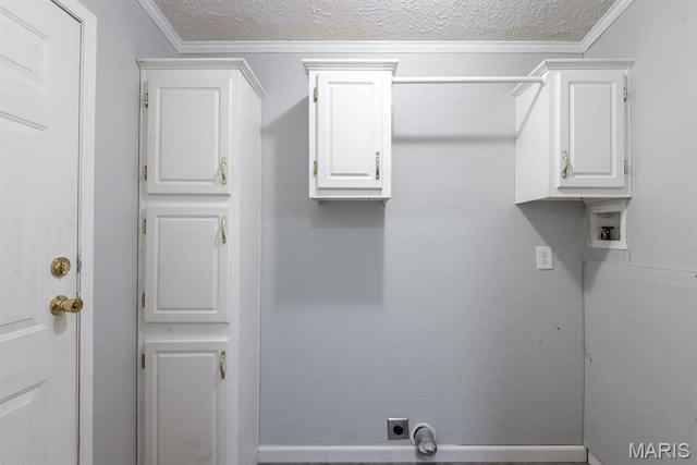1340 Denmark Rd, Union, MO 63084 - clothes washing area with crown molding, hookup for a washing machine, electric dryer hookup, and a textured ceiling
