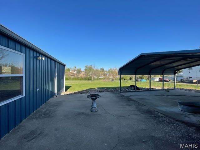 515 S Main St, Fredericktown, MO 63645 - view of patio