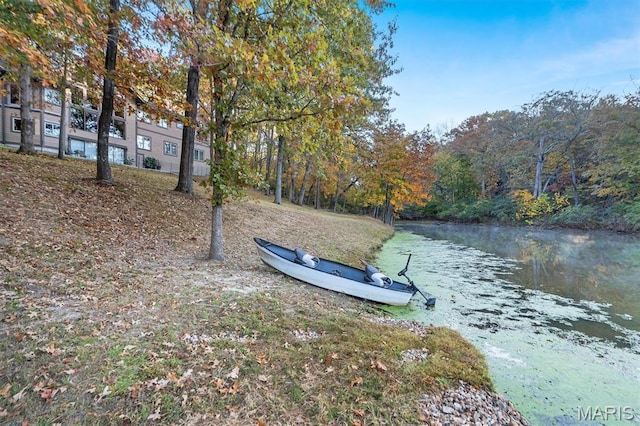 16480 Walnut Rail Rd, Chesterfield, MO 63005 - view of yard with a water view