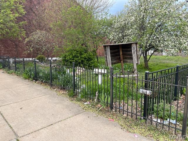 7601 S Broadway, Saint Louis, MO 63111 - photo 2