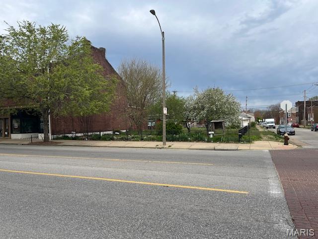 7601 S Broadway, Saint Louis, MO 63111 - photo 3