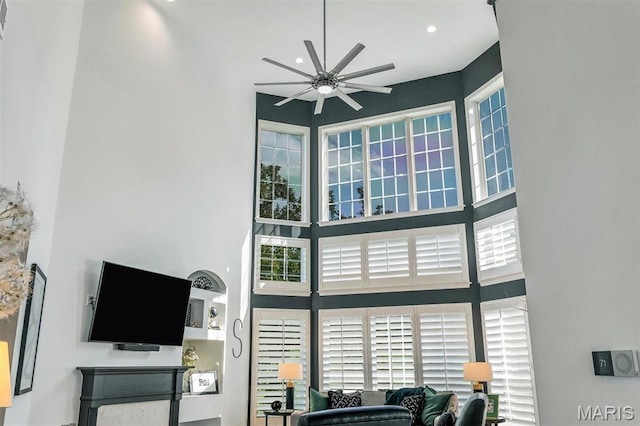 500 Overlook Terrace Court, Eureka, MO 63025 - living area featuring a towering ceiling and ceiling fan