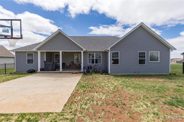 105 Shepherd Mountain Rd, Farmington, MO 63640 - view of front of home featuring a porch and roof with shingles