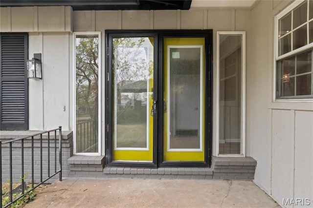 11735 Old Halls Ferry Rd, Florissant, MO 63033 - view of property entrance