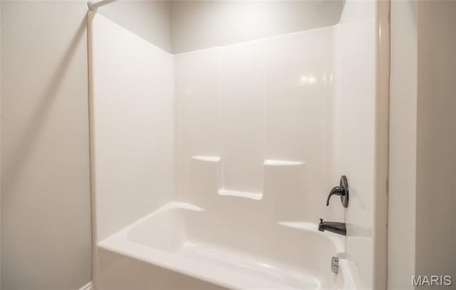 11175 Lexington Ln, Rolla, MO 65401 - bathroom with bathtub / shower combination