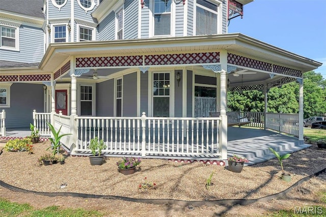 100 Lewis St, Troy, MO 63379 - view of side of property featuring a porch and ceiling fan
